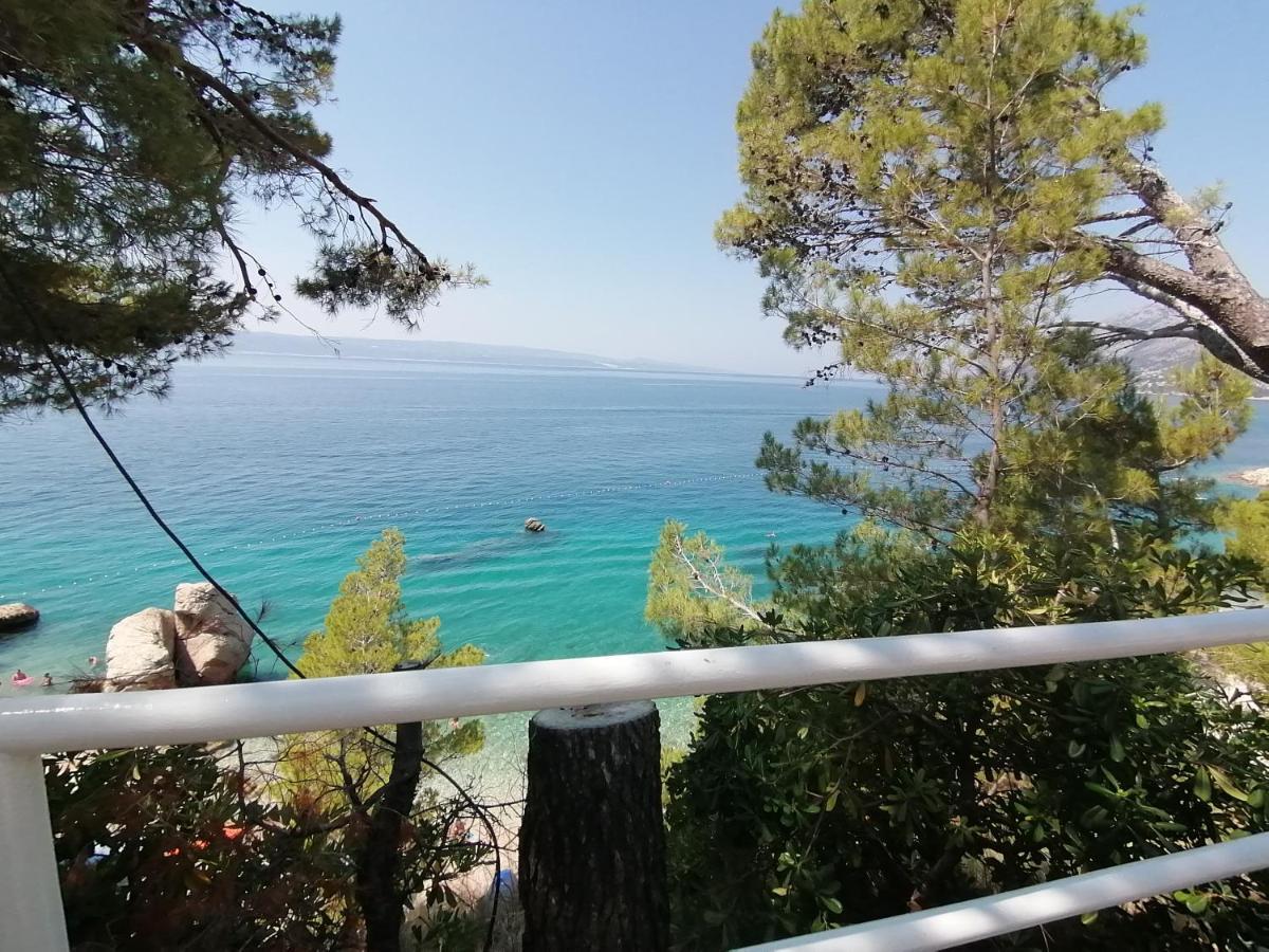 Apartmani Mares - 20 M From The Beach Brela Luaran gambar