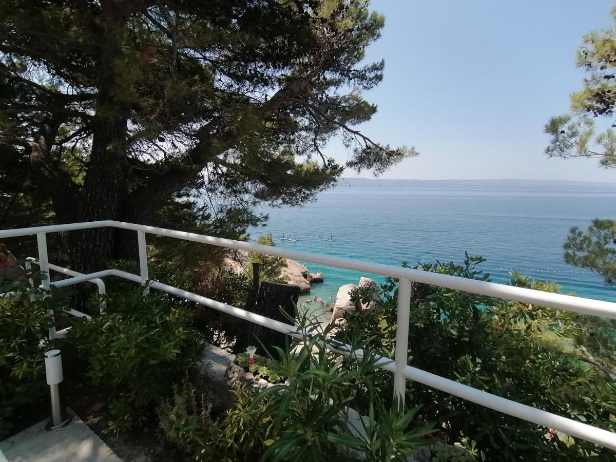 Apartmani Mares - 20 M From The Beach Brela Luaran gambar