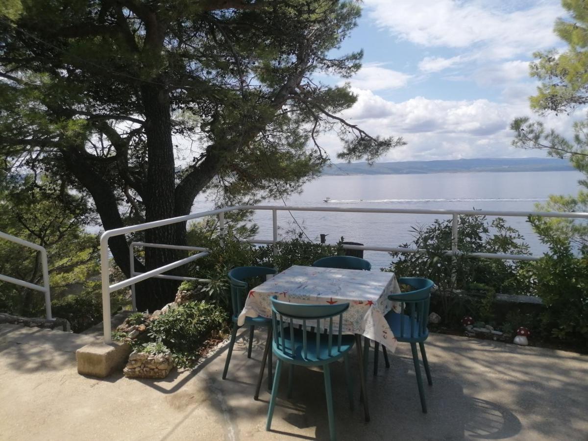 Apartmani Mares - 20 M From The Beach Brela Luaran gambar