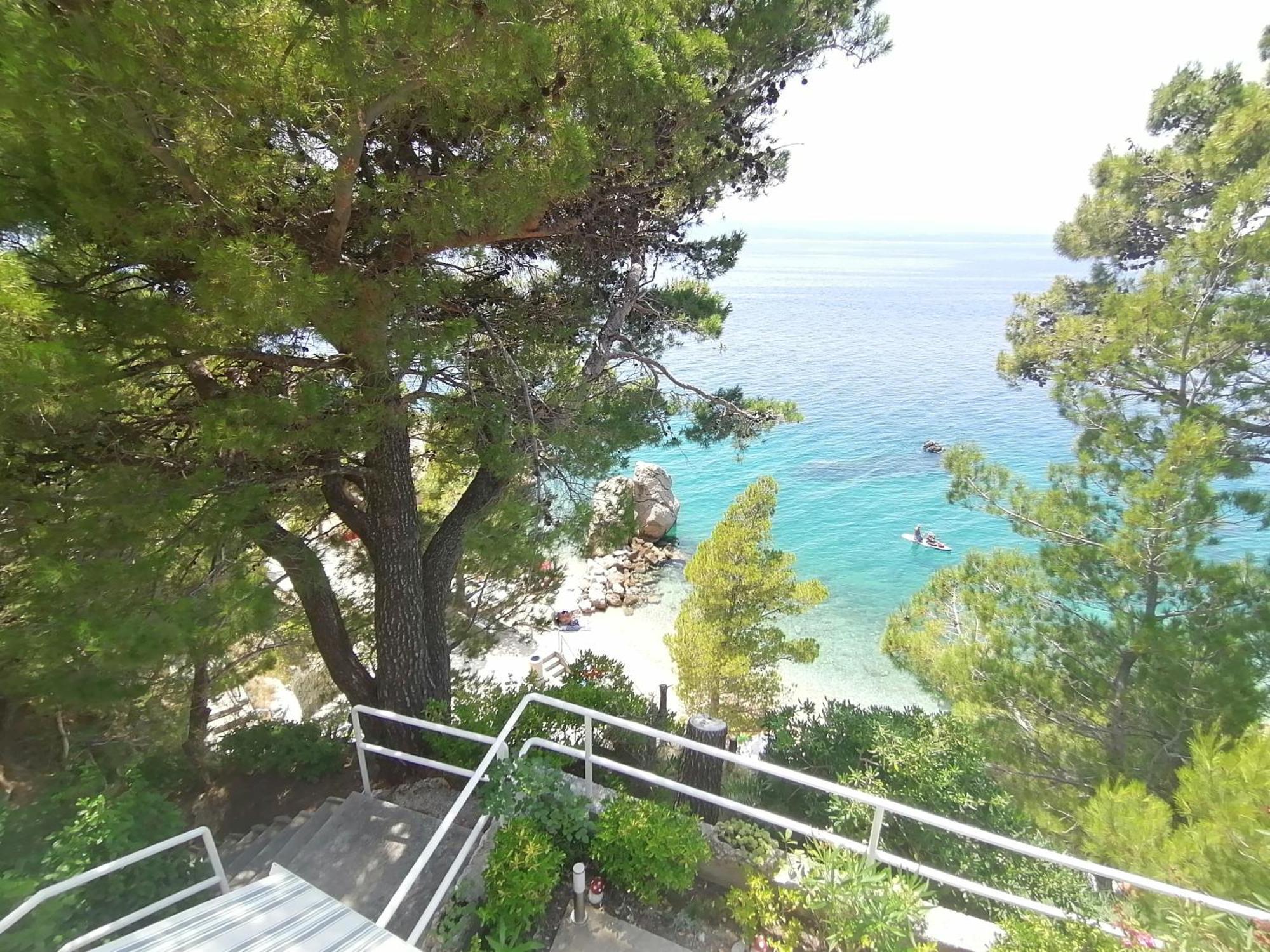 Apartmani Mares - 20 M From The Beach Brela Luaran gambar